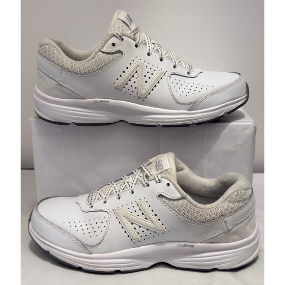 New Balance Women’s Size 8B - Picture 1 of 7